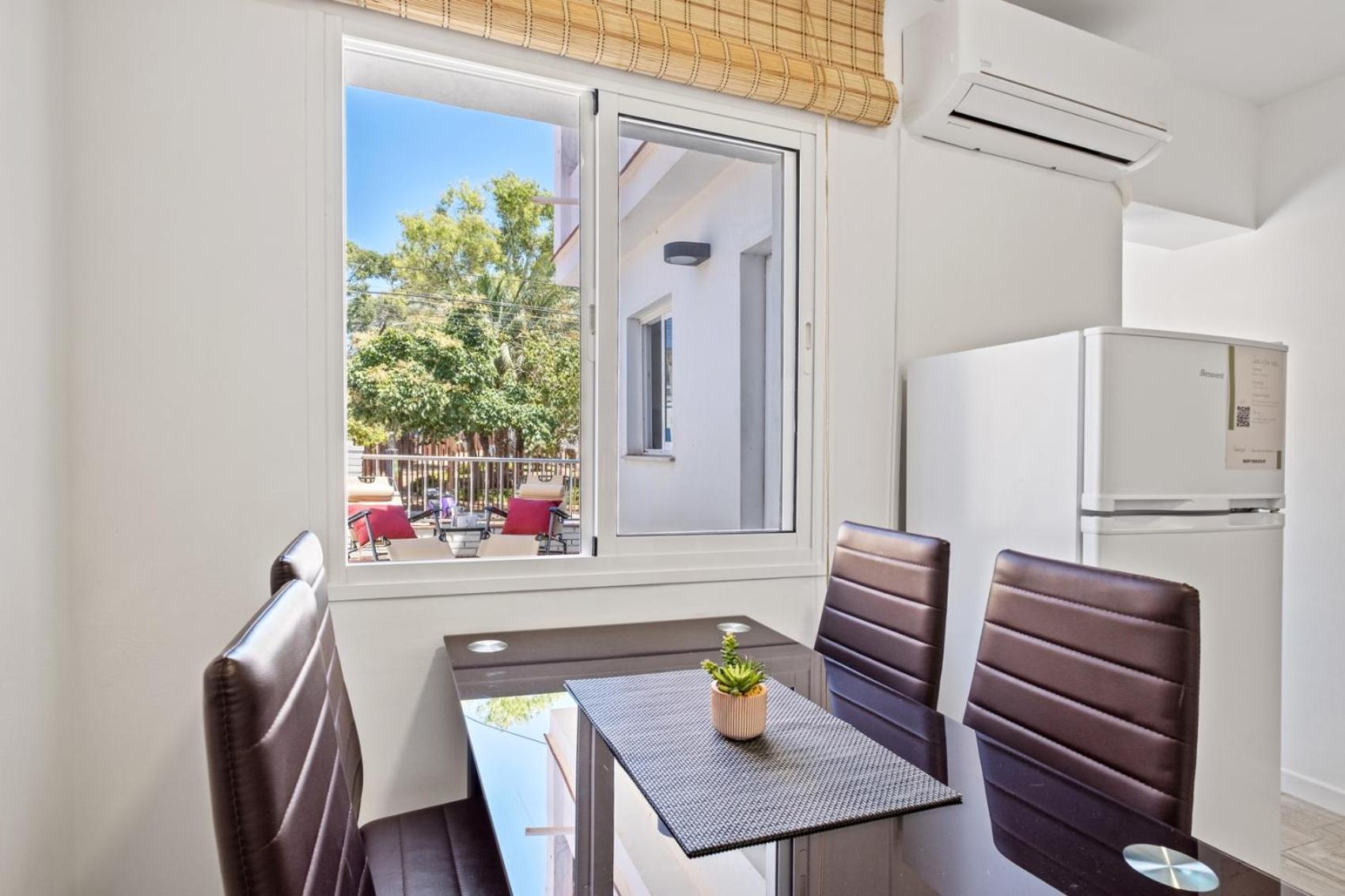 Apartamento En La Playa Con Terraza Málaga Esterno foto