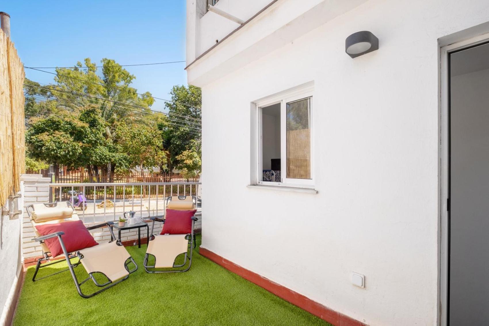 Apartamento En La Playa Con Terraza Málaga Esterno foto